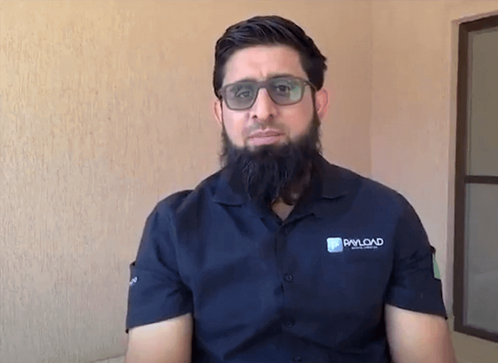 client Mohamed Meman